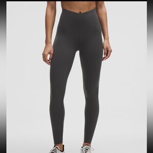 lululemon Glow Up Super High Rise Tight 25” Size 6 in Graphite